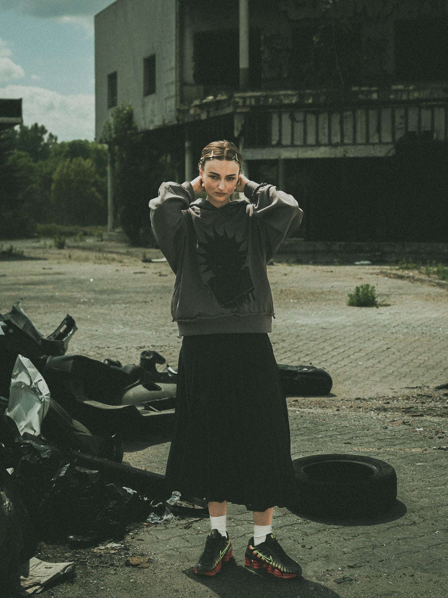 REBEL HOODIE ANTHRACITE