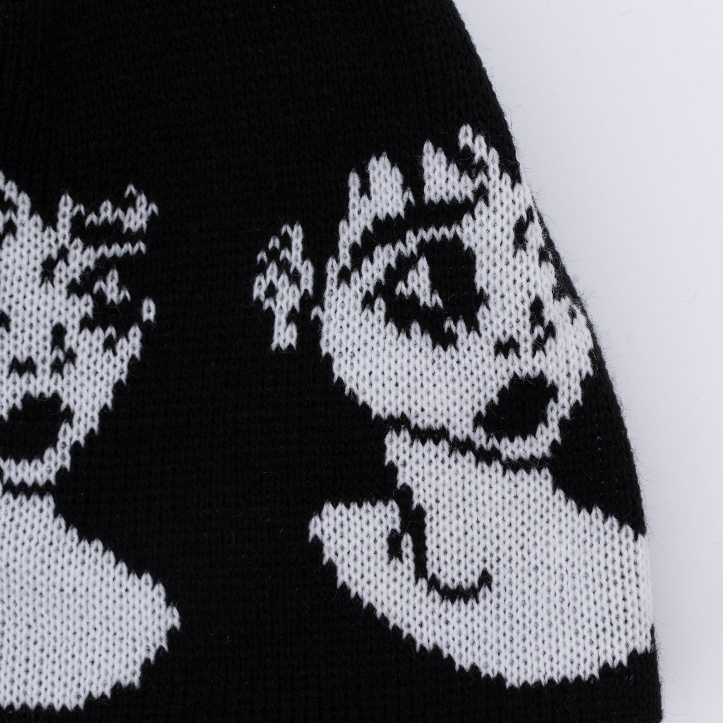 EMO BEANIE BLACK
