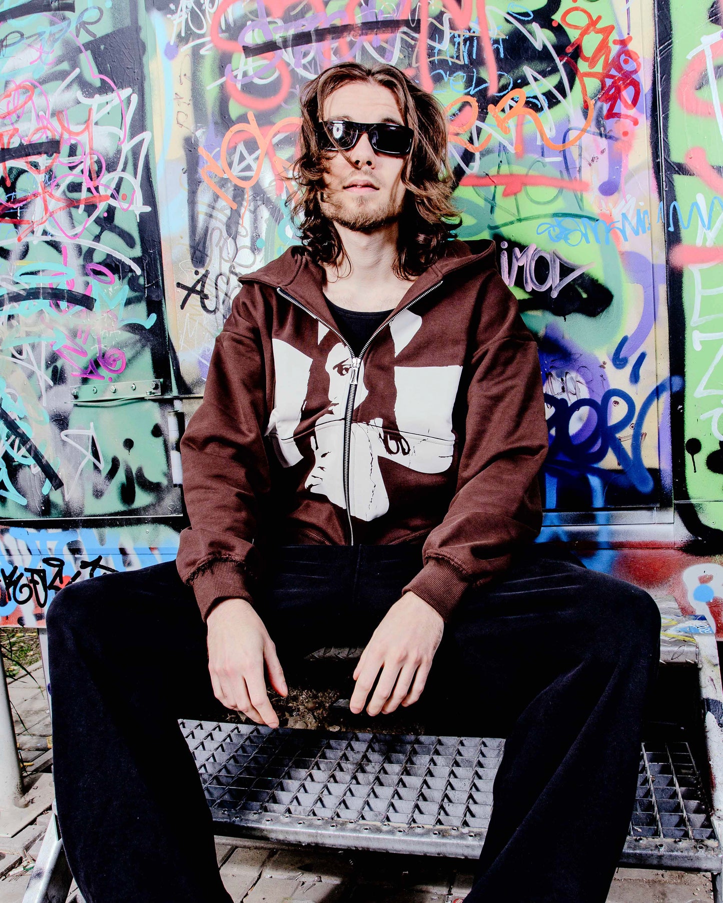 CROSS ZIP HOODIE DARK BROWN