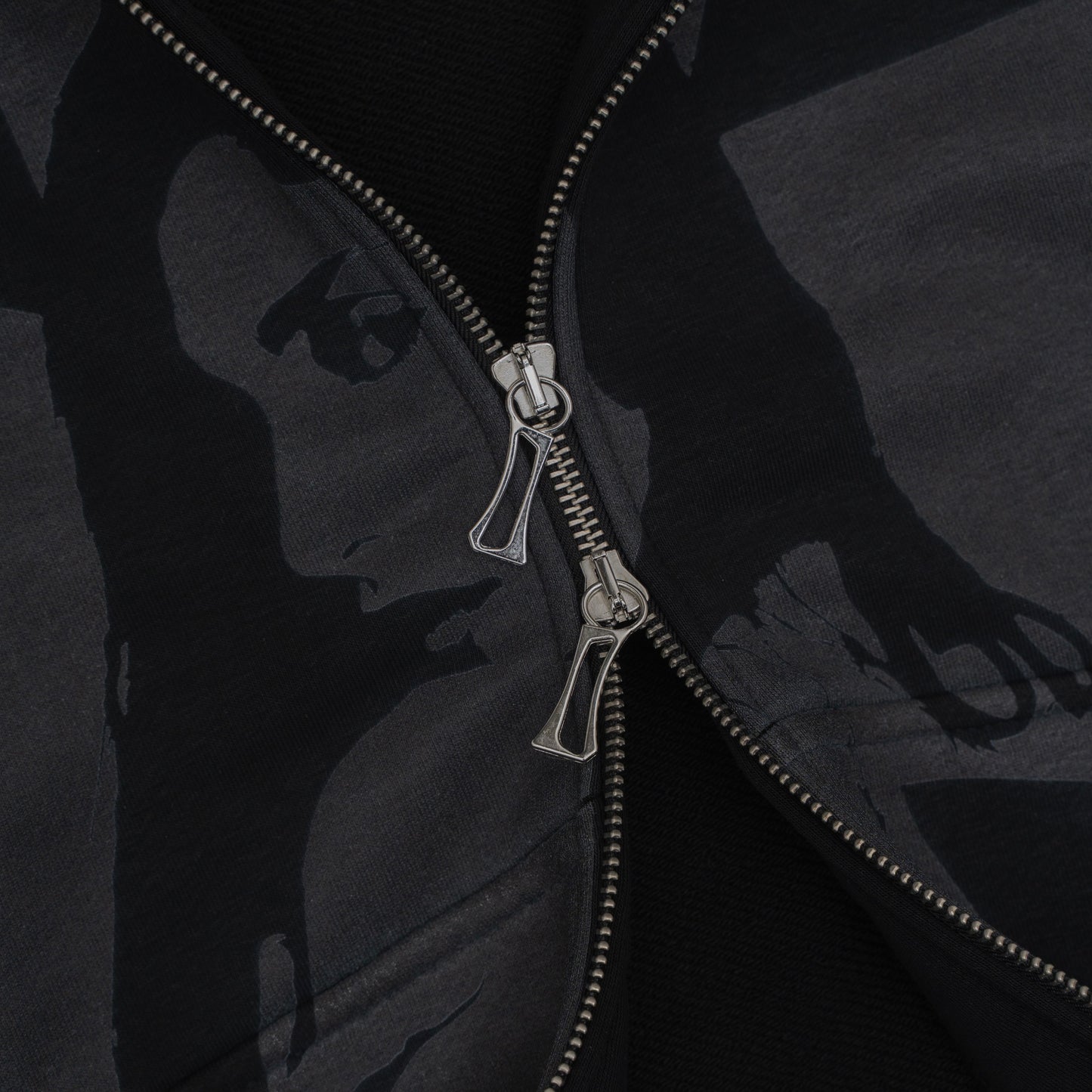 CROSS ZIP HOODIE GREY